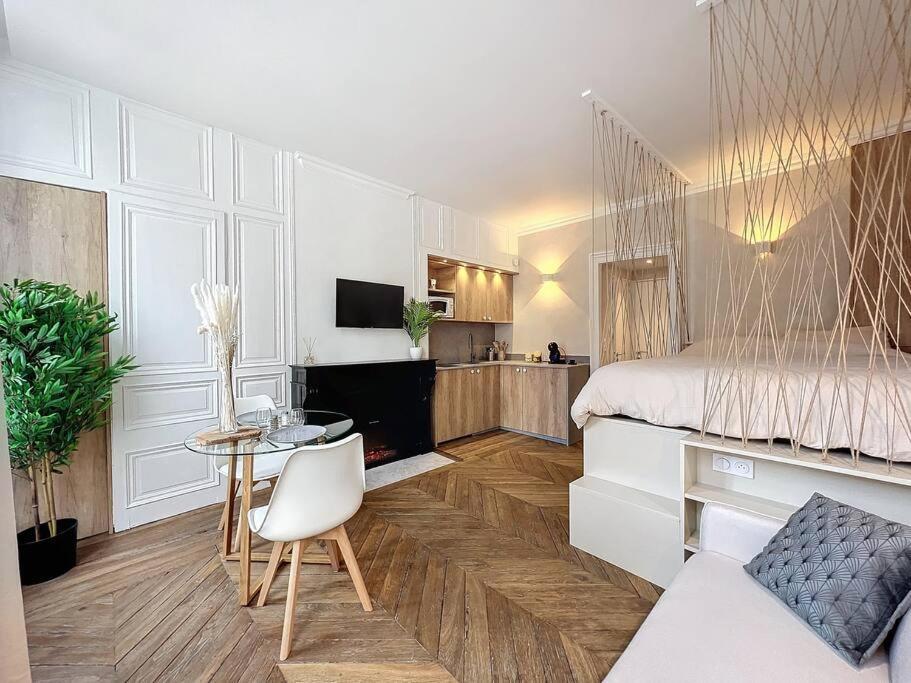 Camilla Apartment Troyes Exterior photo